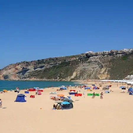 דירה Ferias נאזרה